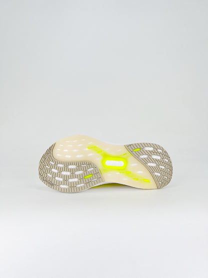 Tênis Adidas Ultraboost 5