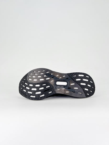 Tênis Adidas Ultraboost 5