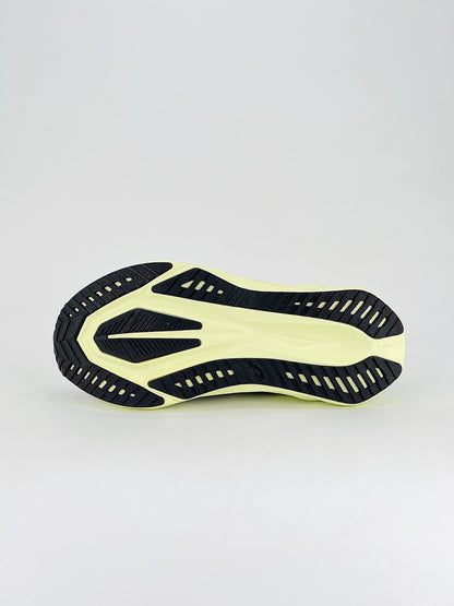 Tênis Asics Novablast 5