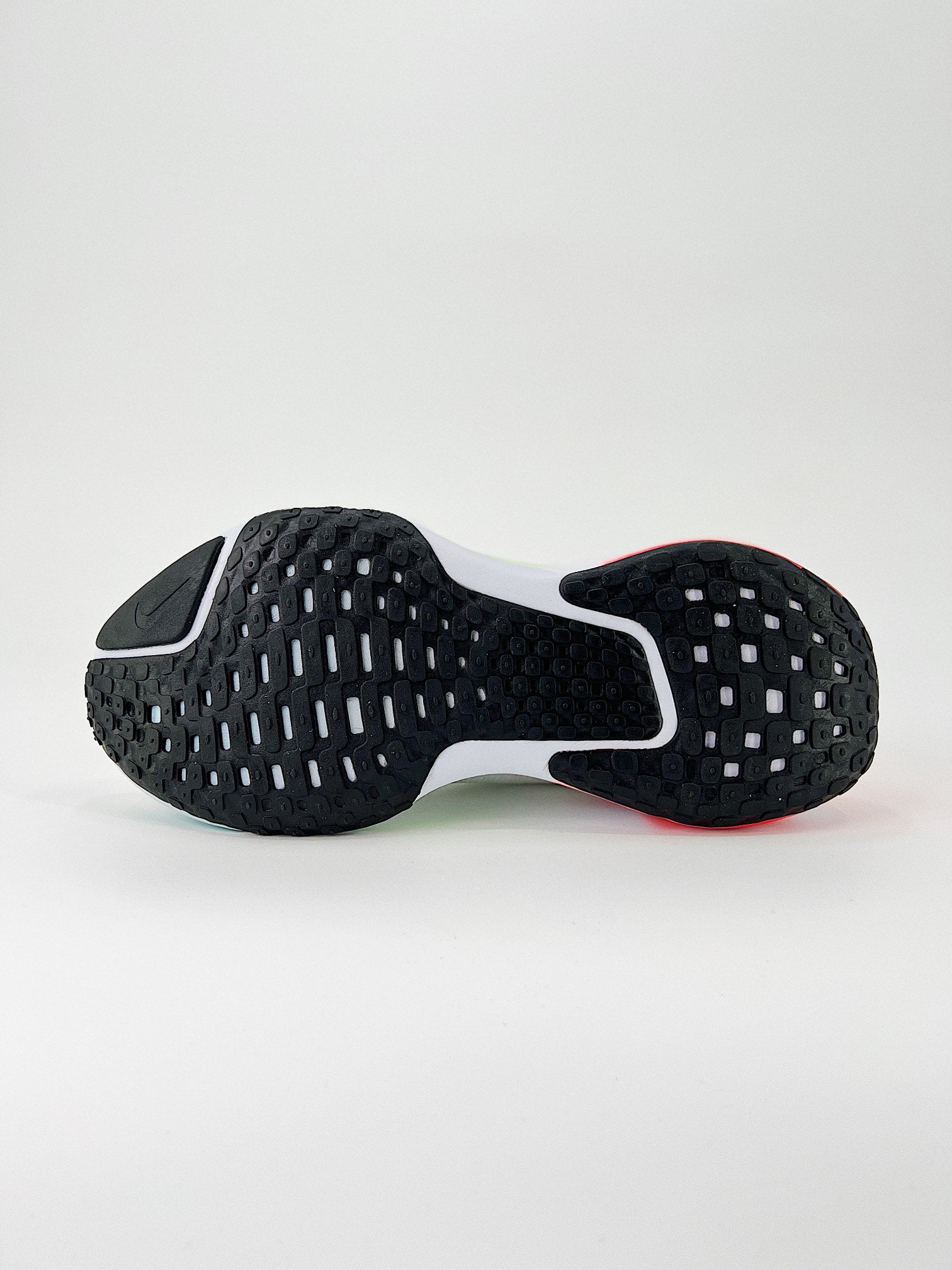 Tênis Nike Invincible 3
