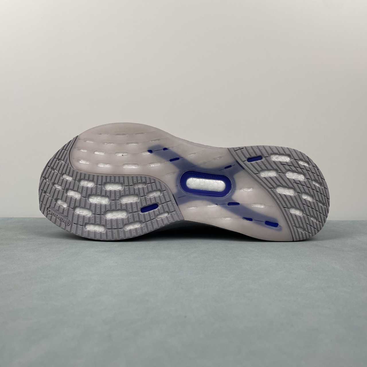 Tênis Adidas Ultraboost 5