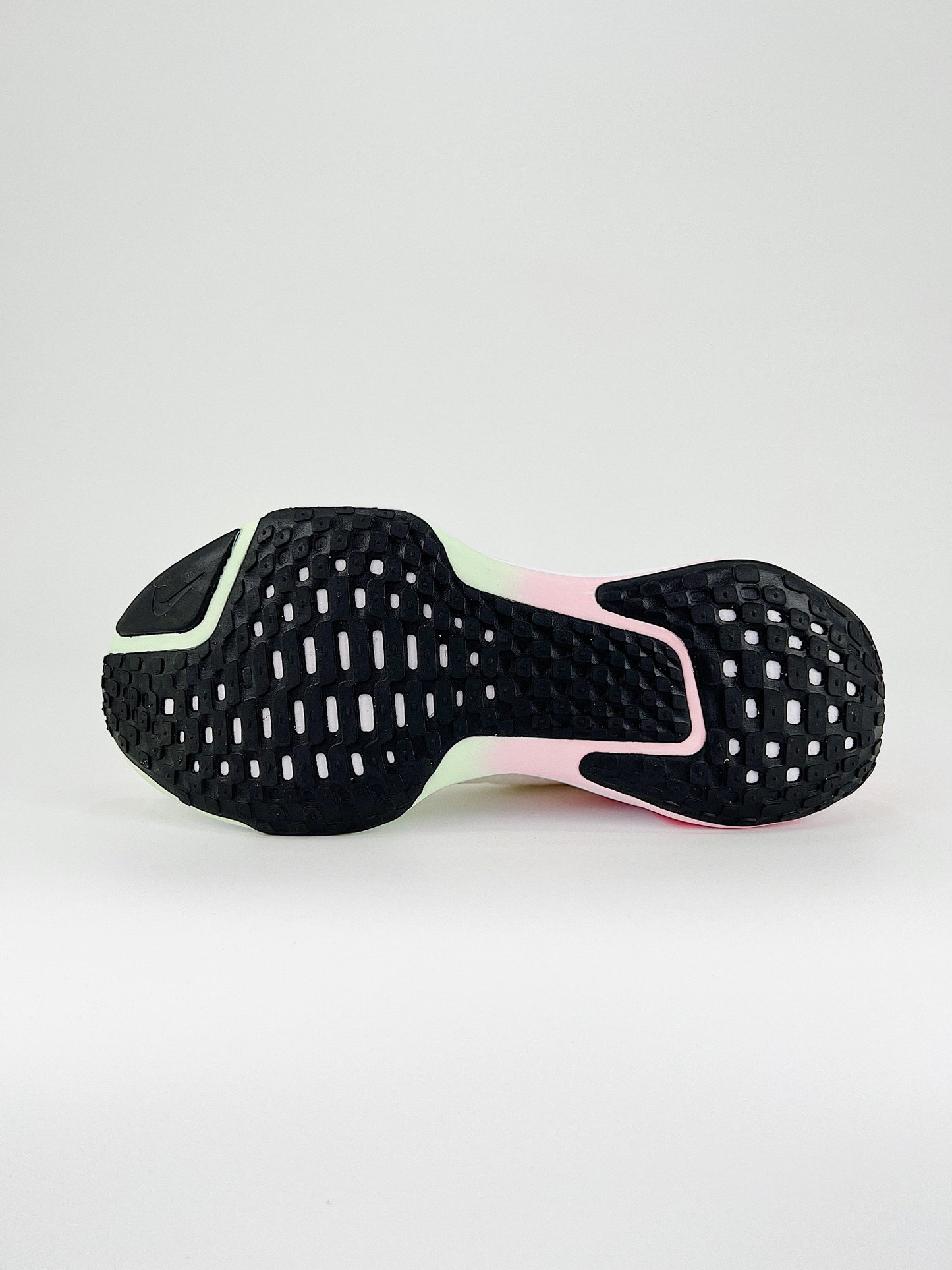 Tênis Nike Invincible 3