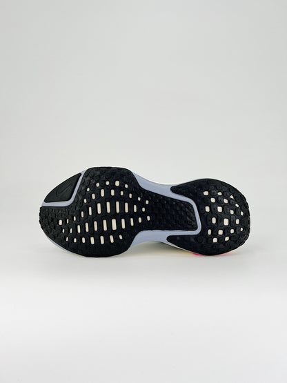 Tênis Nike Invincible 3