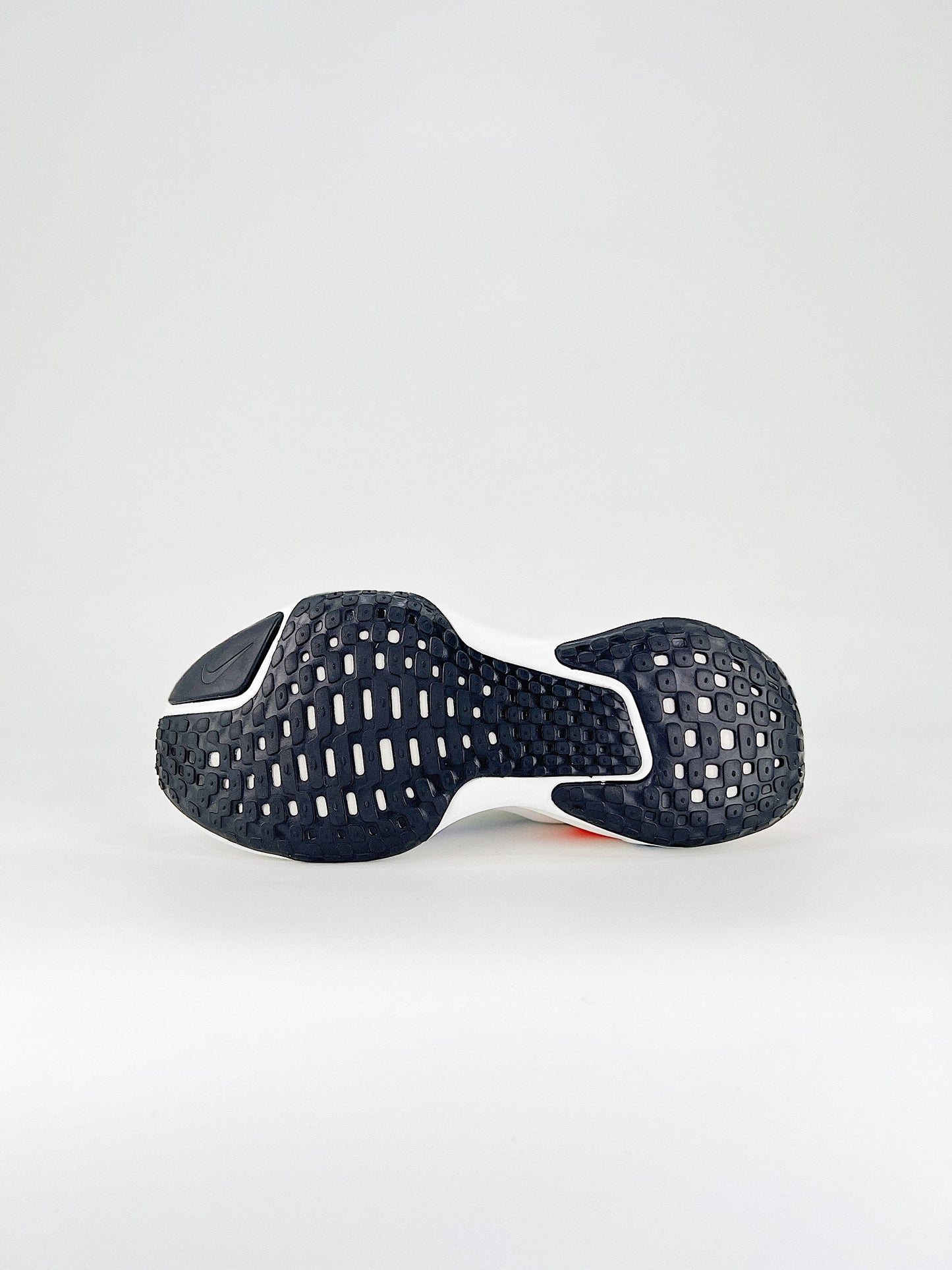 Tênis Nike Invincible 3