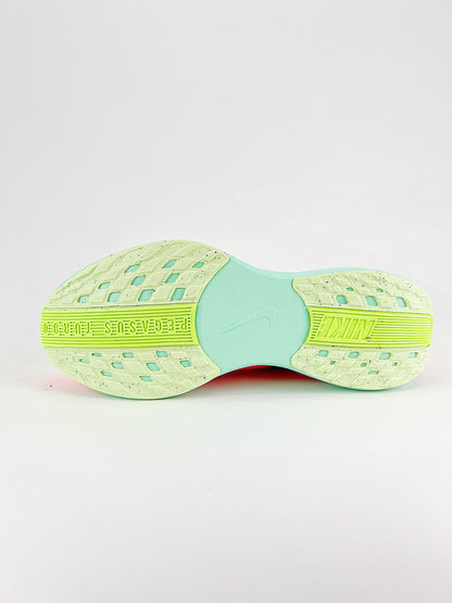 Tênis Nike Pegasus Plus