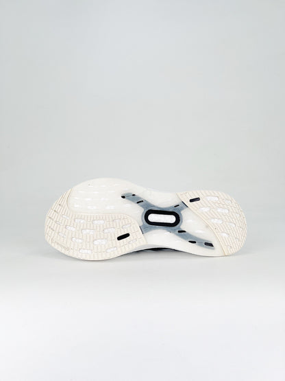 Tênis Adidas Ultraboost 5