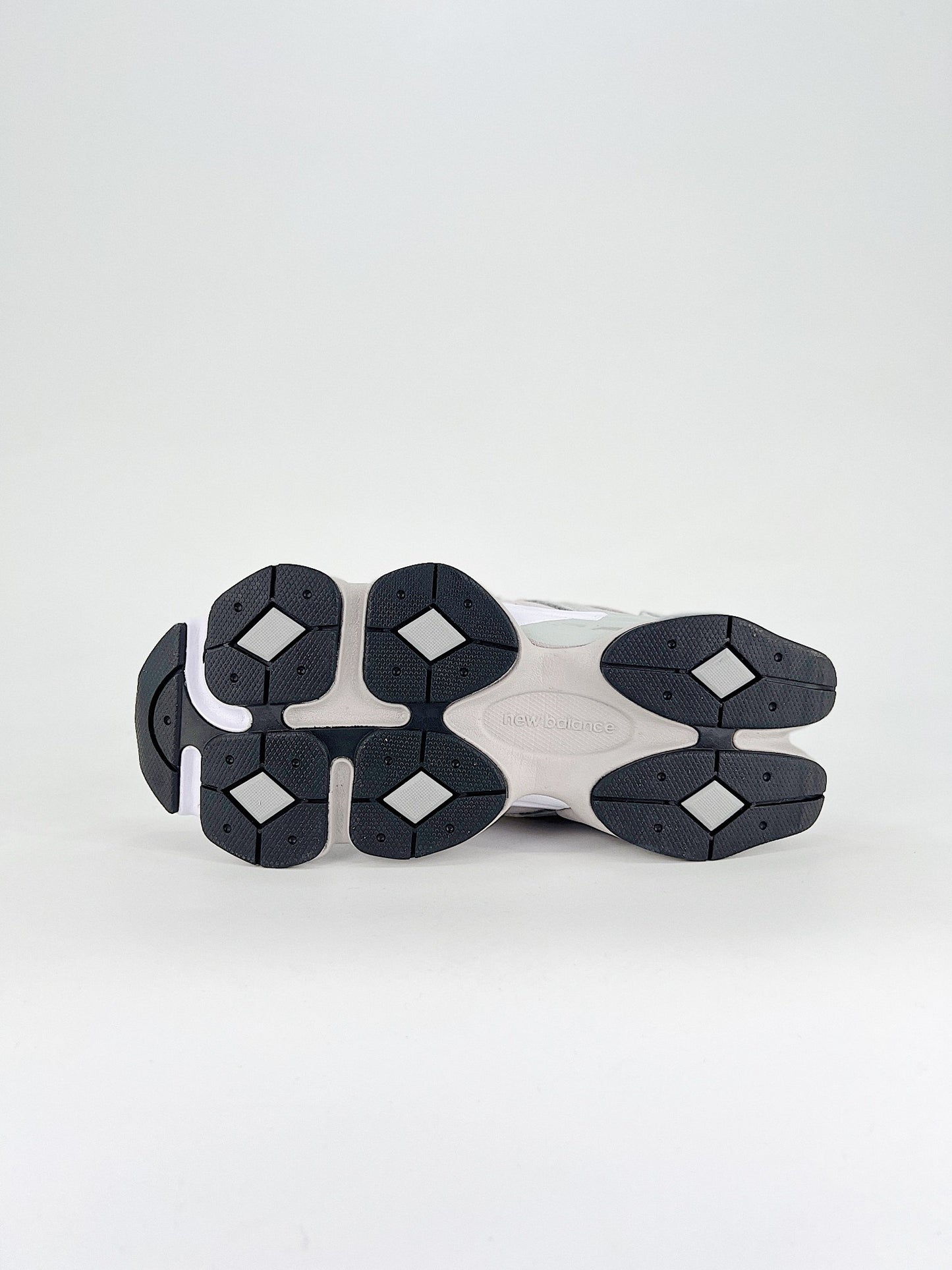 New Balance 9060 Concrete