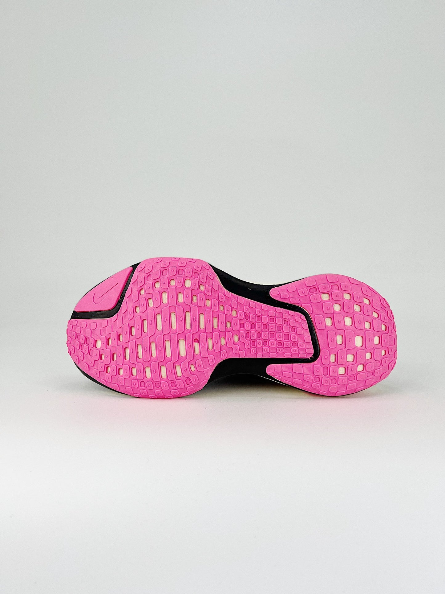 Tênis Nike Invincible 3