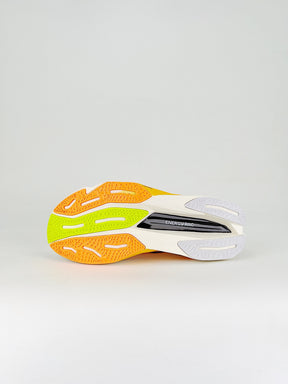 Tênis New Balance Fuelcell Supercomp Elite V4