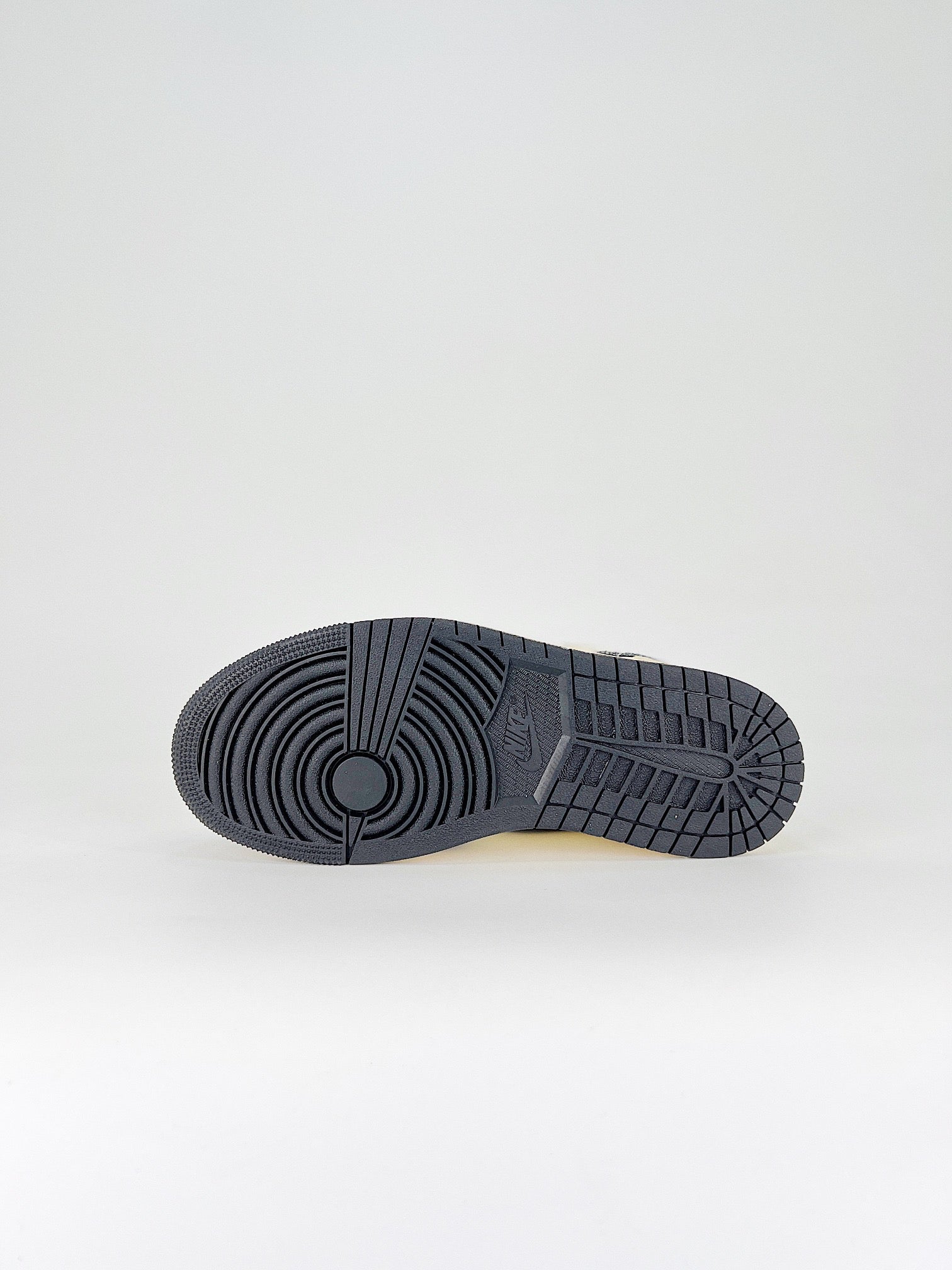 Air Jordan 1 Low SE Coconut Milk Black Muslin