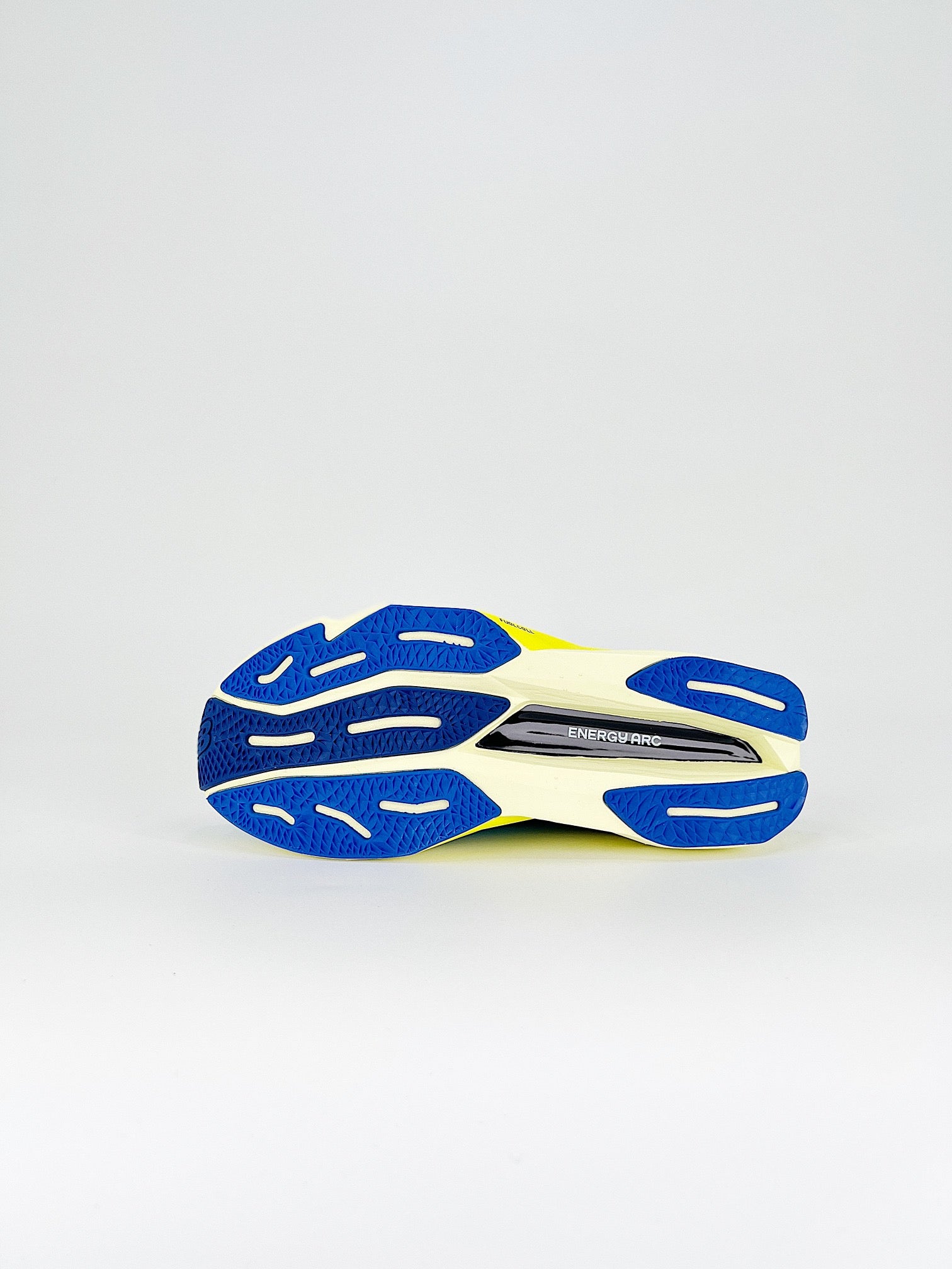 Tênis New Balance Fuelcell Supercomp Elite V4