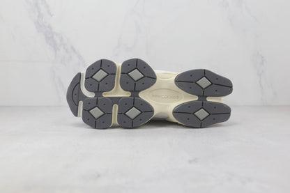 New Balance 9060 Sea Salt Concrete