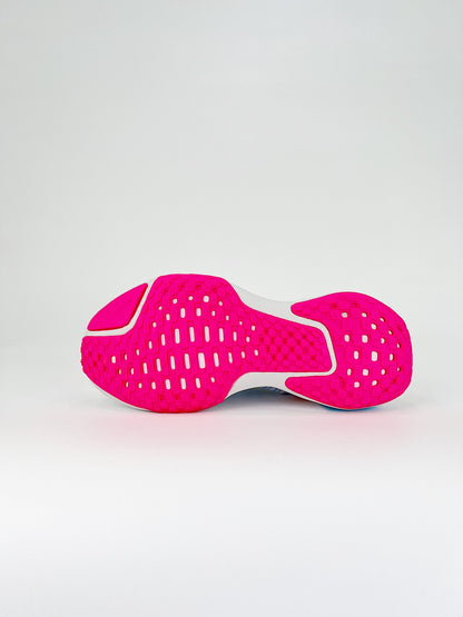 Tênis Nike Invincible 3
