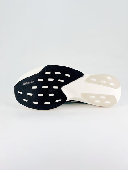 Tênis Adizero EVO SL