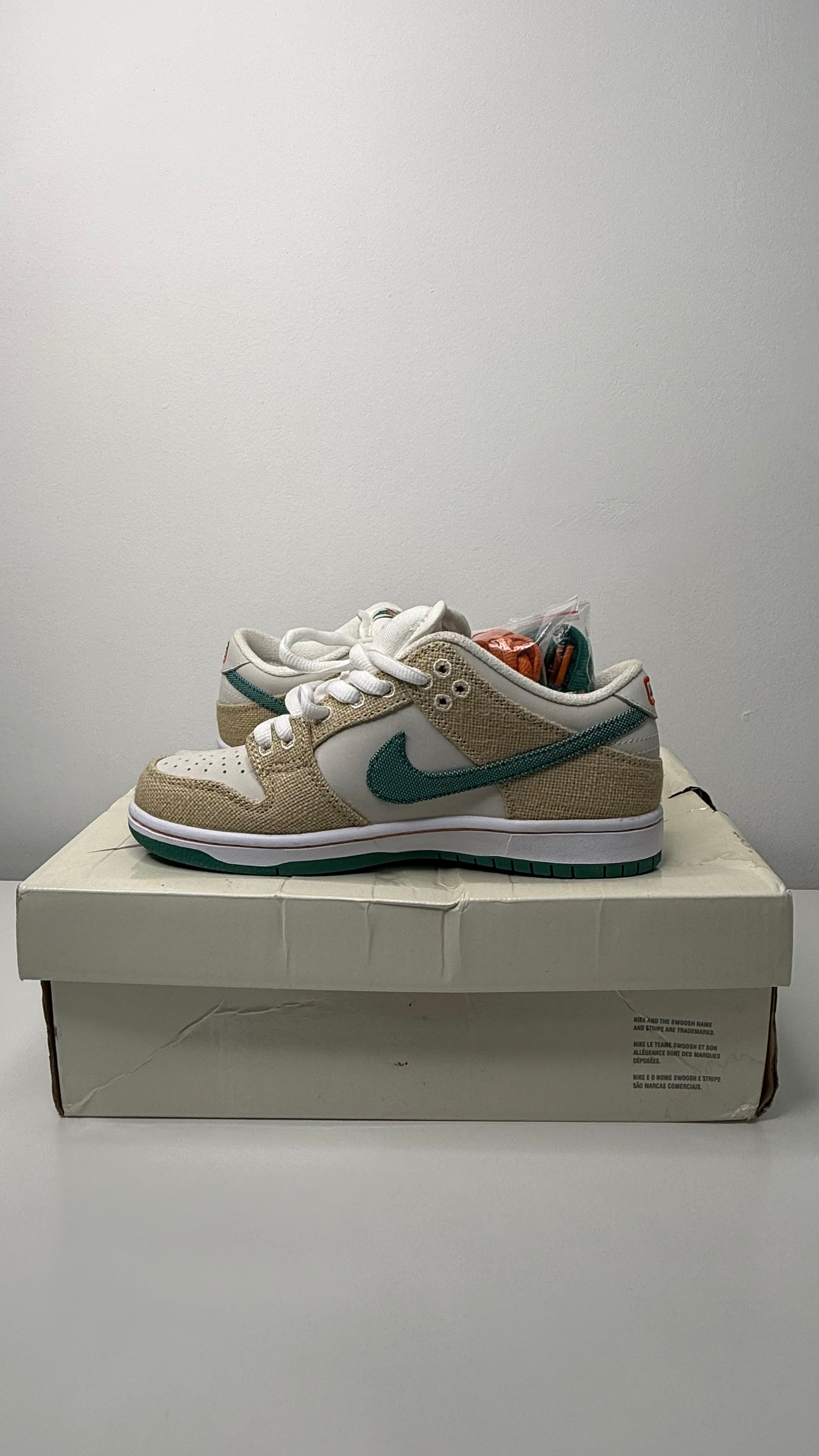 Nike SB Dunk Low x Jarritos - PRONTA ENTREGA