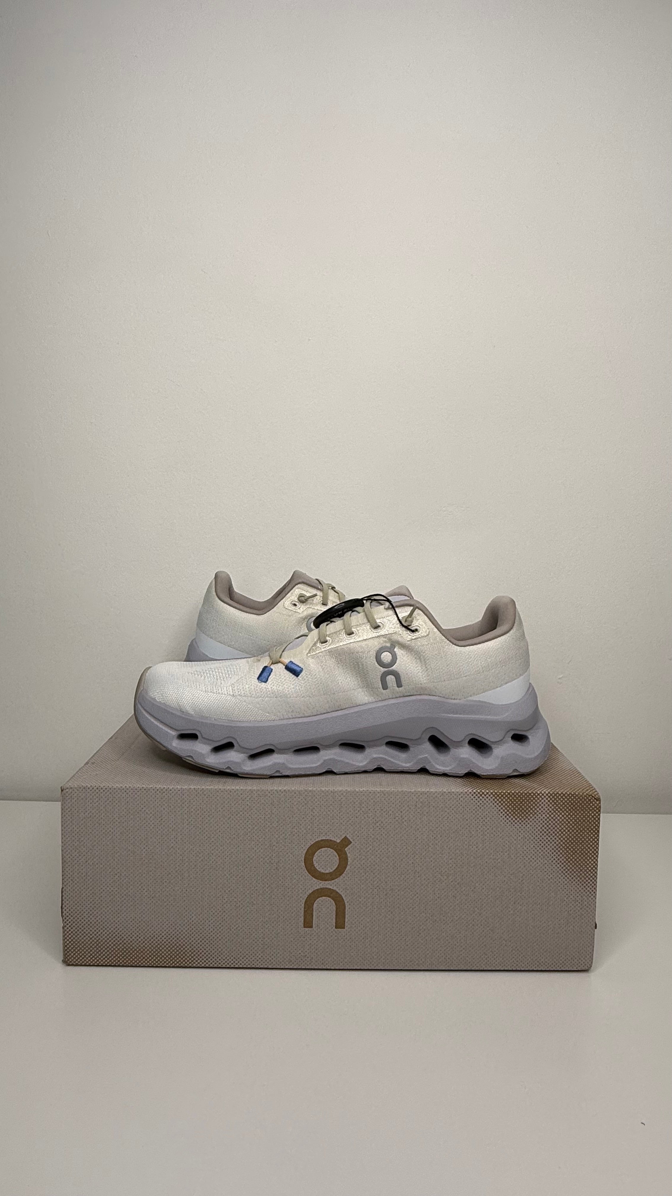 On Running Cloudtilt Sand Lavender - PRONTA ENTREGA