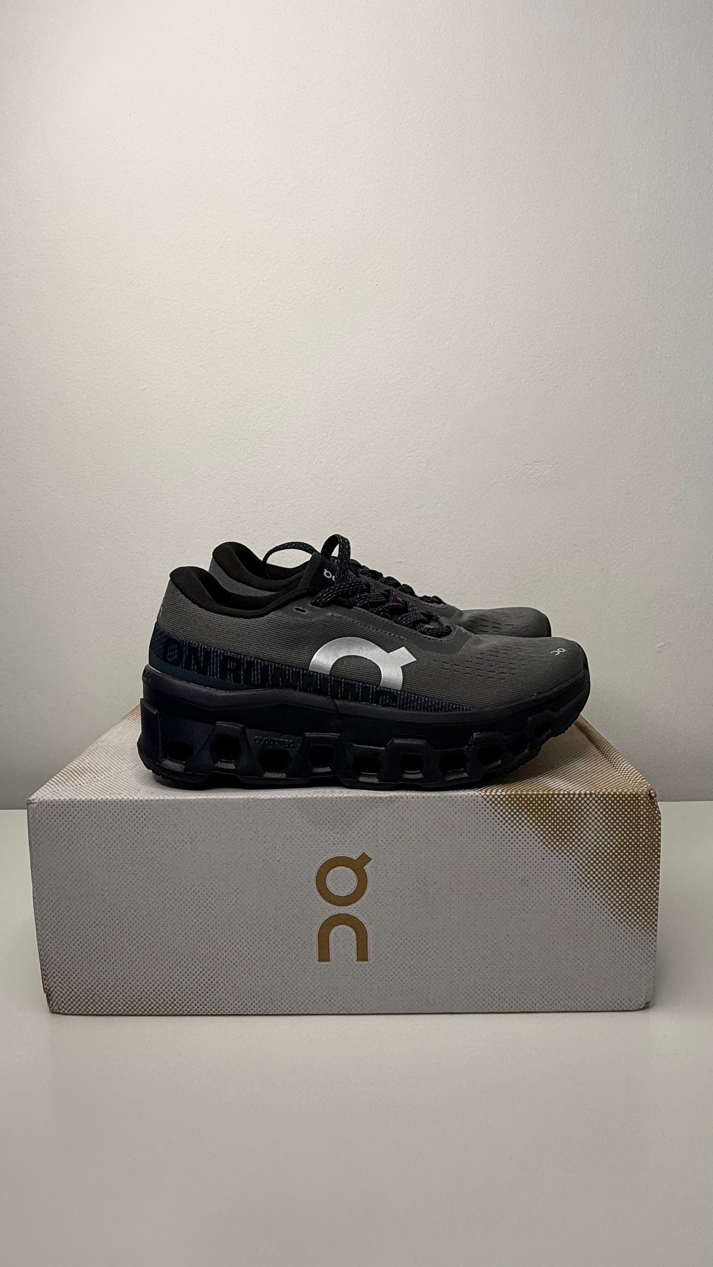 Tênis On Running Cloudmonster 2 - PRONTA ENTREGA