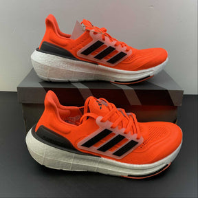 Tênis Adidas UltraBoost Light 23