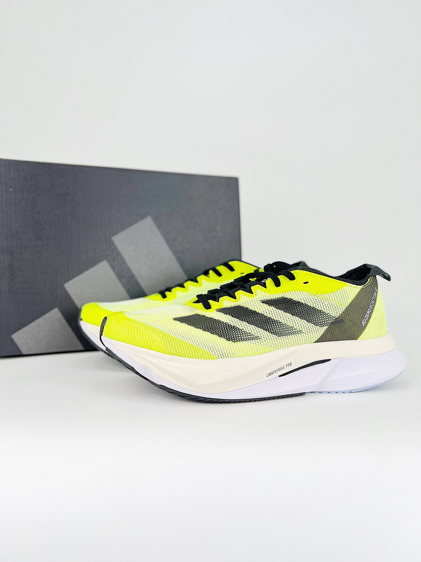 Tênis Adizero Boston 12