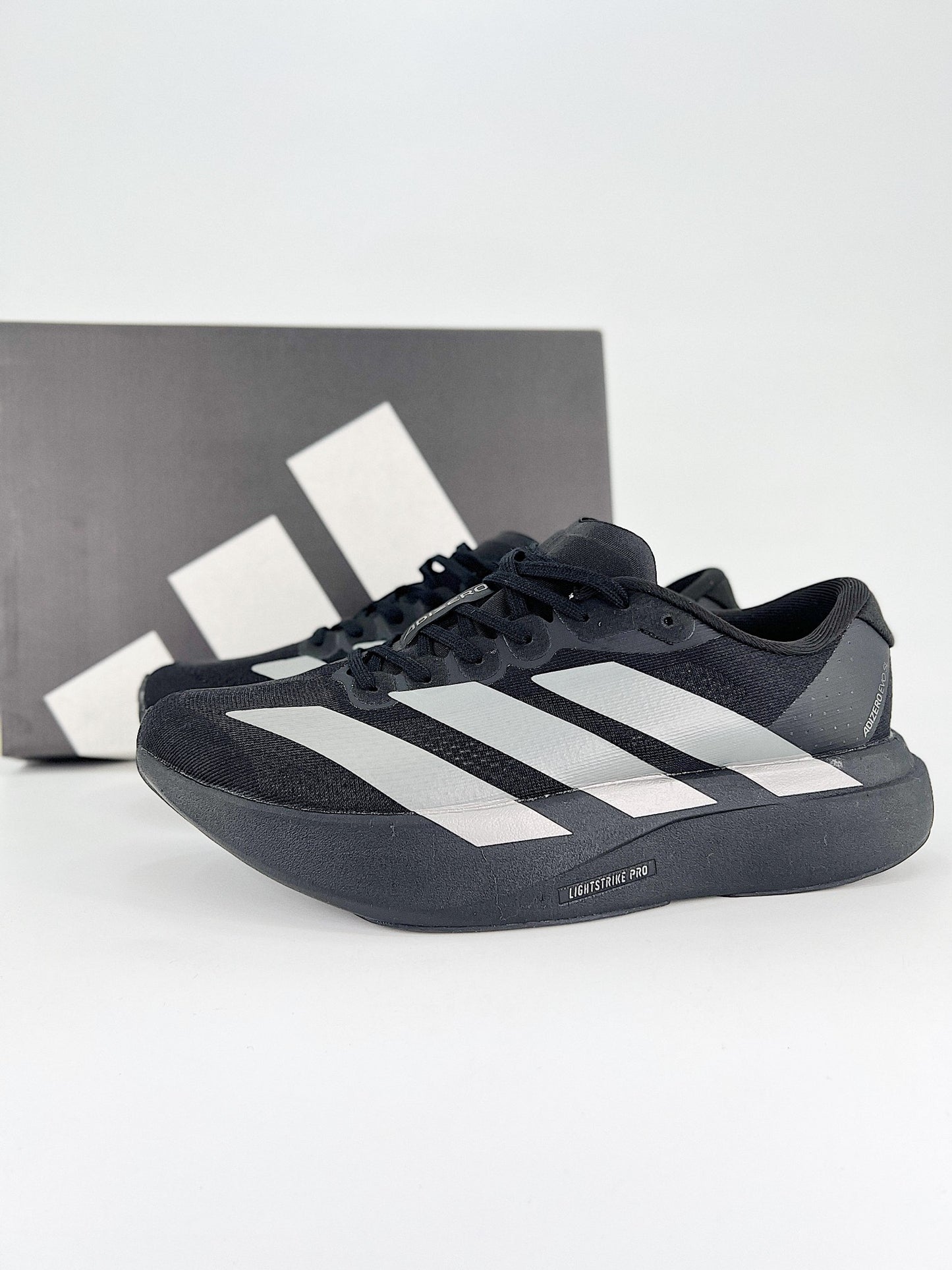 Tênis Adizero EVO SL