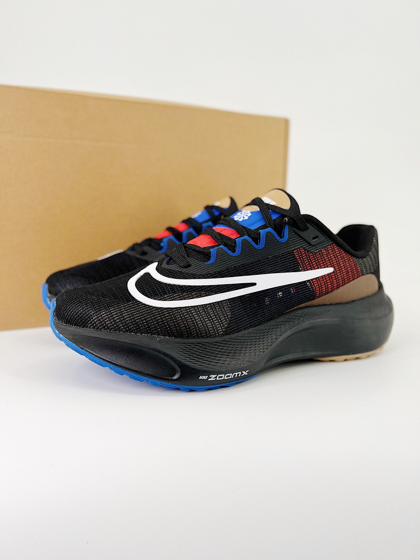 Tênis Nike Zoom Fly 5