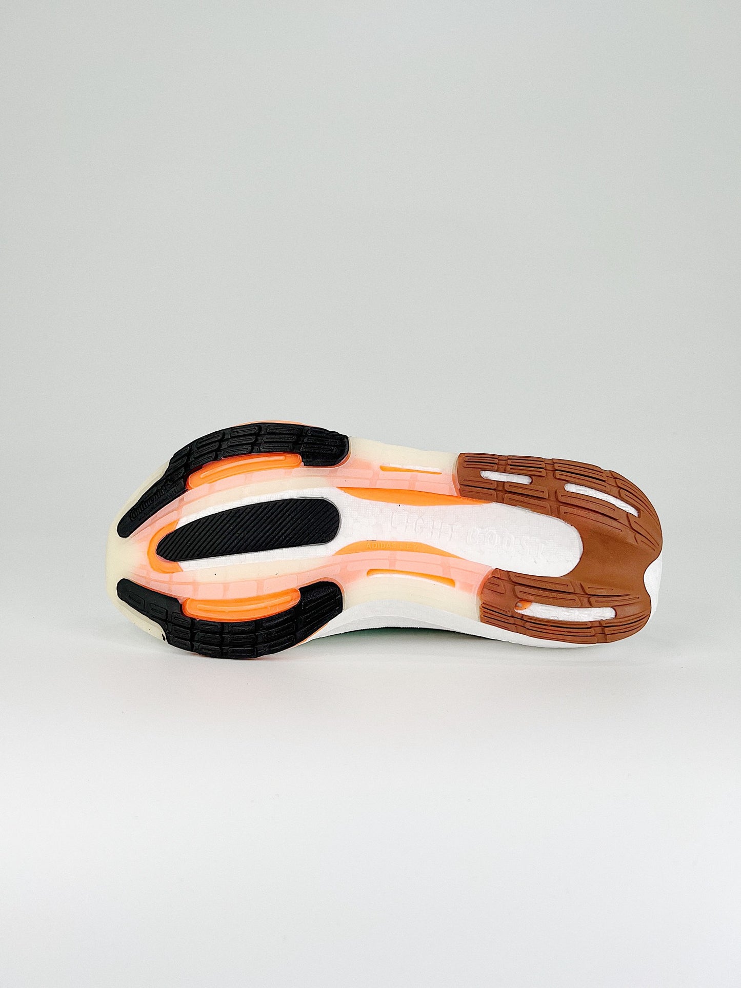 Tênis Adidas UltraBoost Light 23