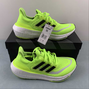 Tênis Adidas UltraBoost Light 23