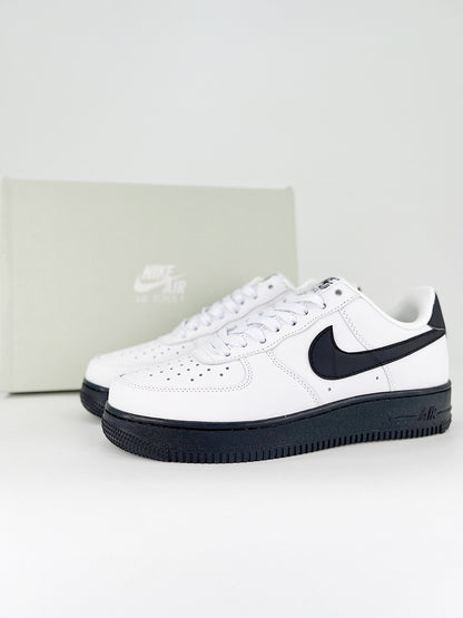 Nike Air Force 1 Low White Black Midsole