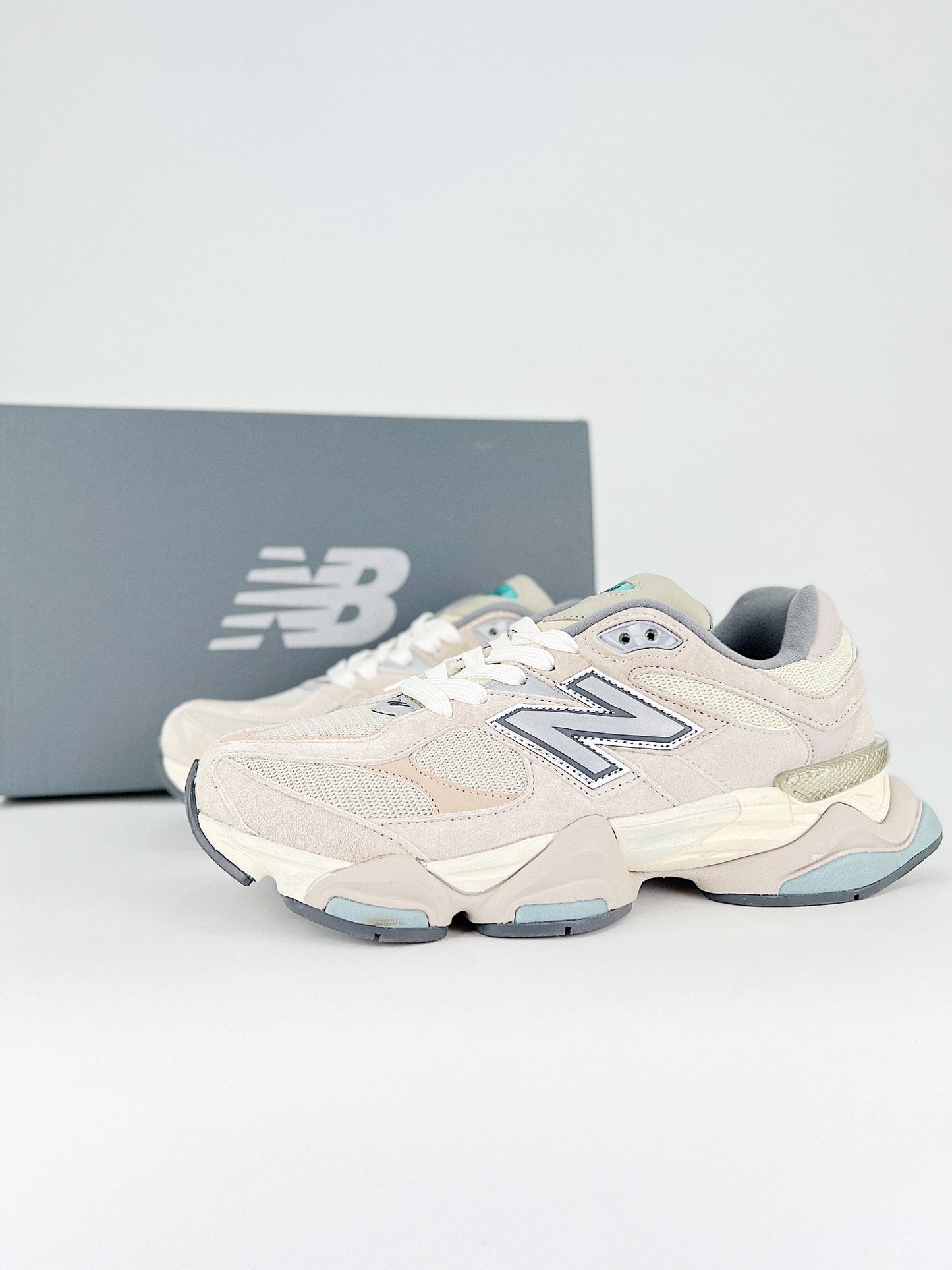 New Balance 9060 Sea Salt
