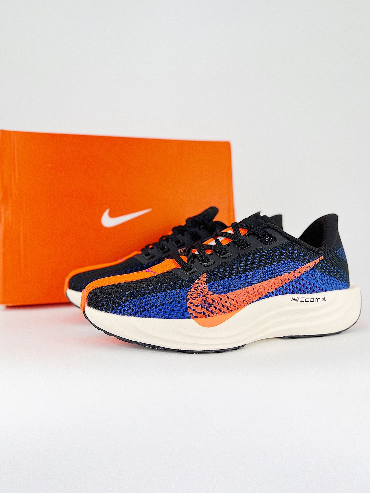 Tênis Nike Pegasus Plus – VK Sneakers