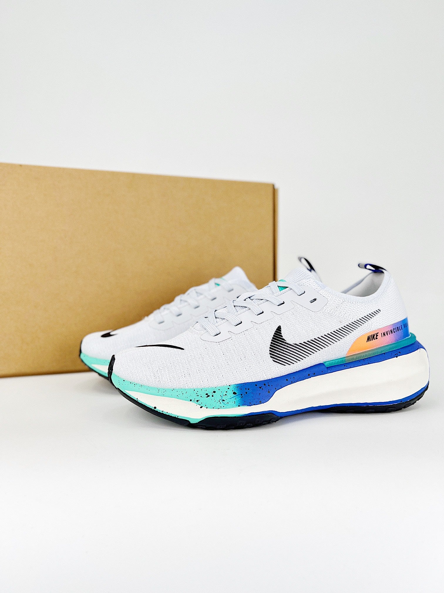 Tênis Nike Invincible 3