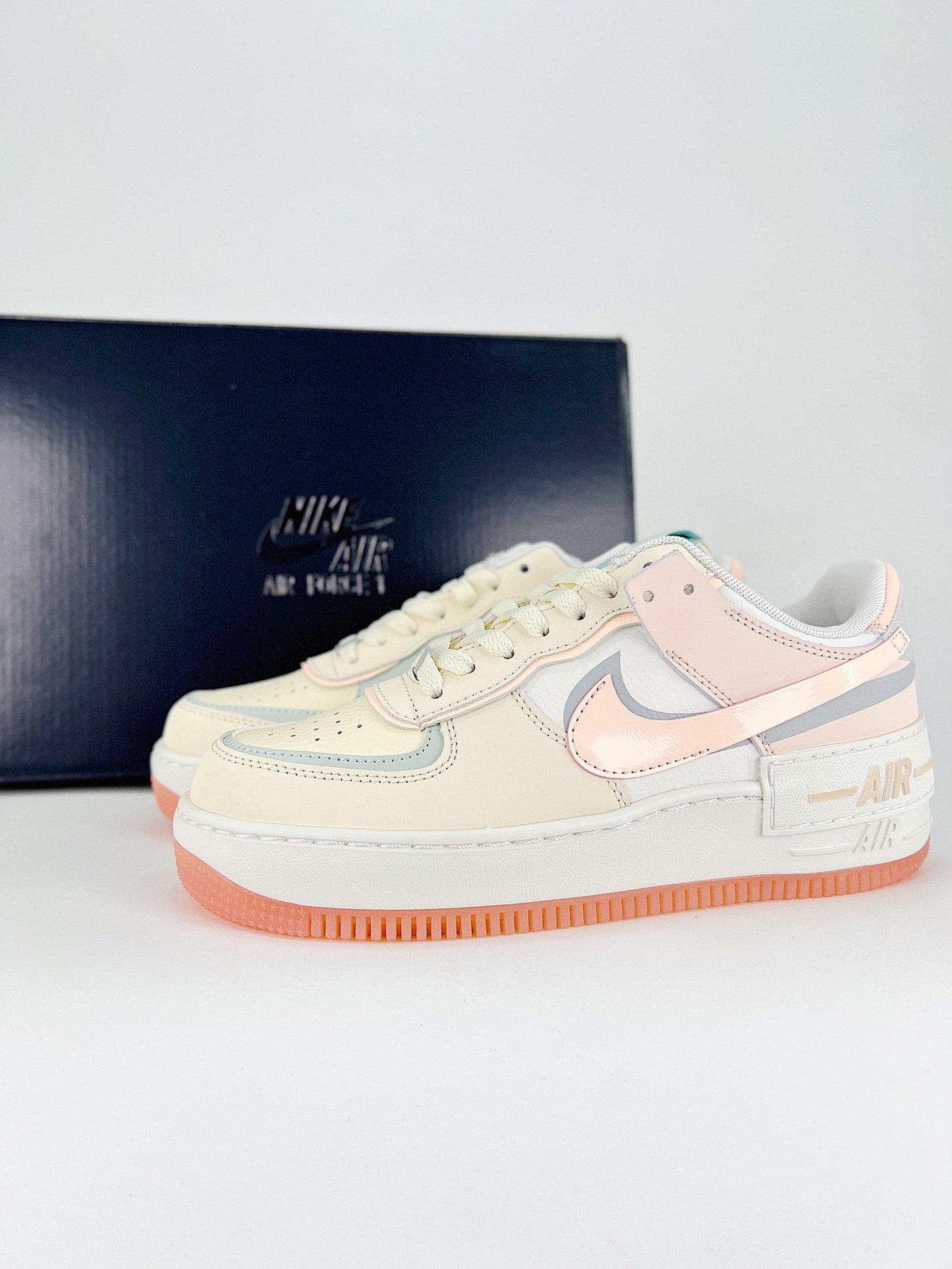 Nike Air Force 1 Shadow Coconut Milk Light Silver Sail