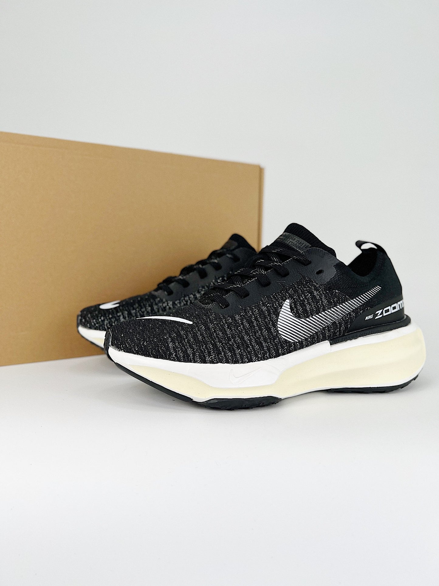 Tênis Nike Invincible 3