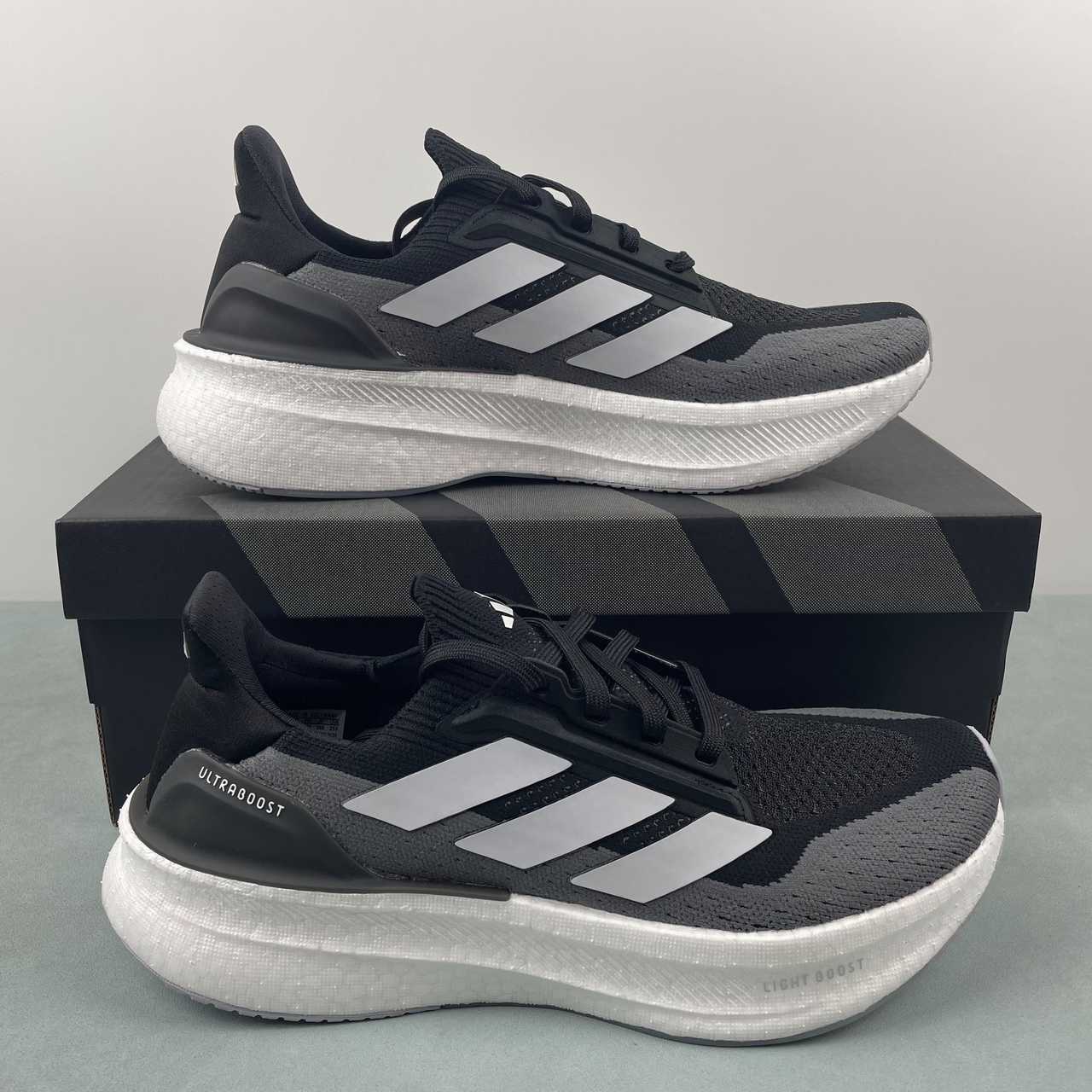 Tênis Adidas Ultraboost 5x