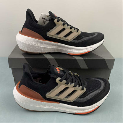 Tênis Adidas UltraBoost Light 23