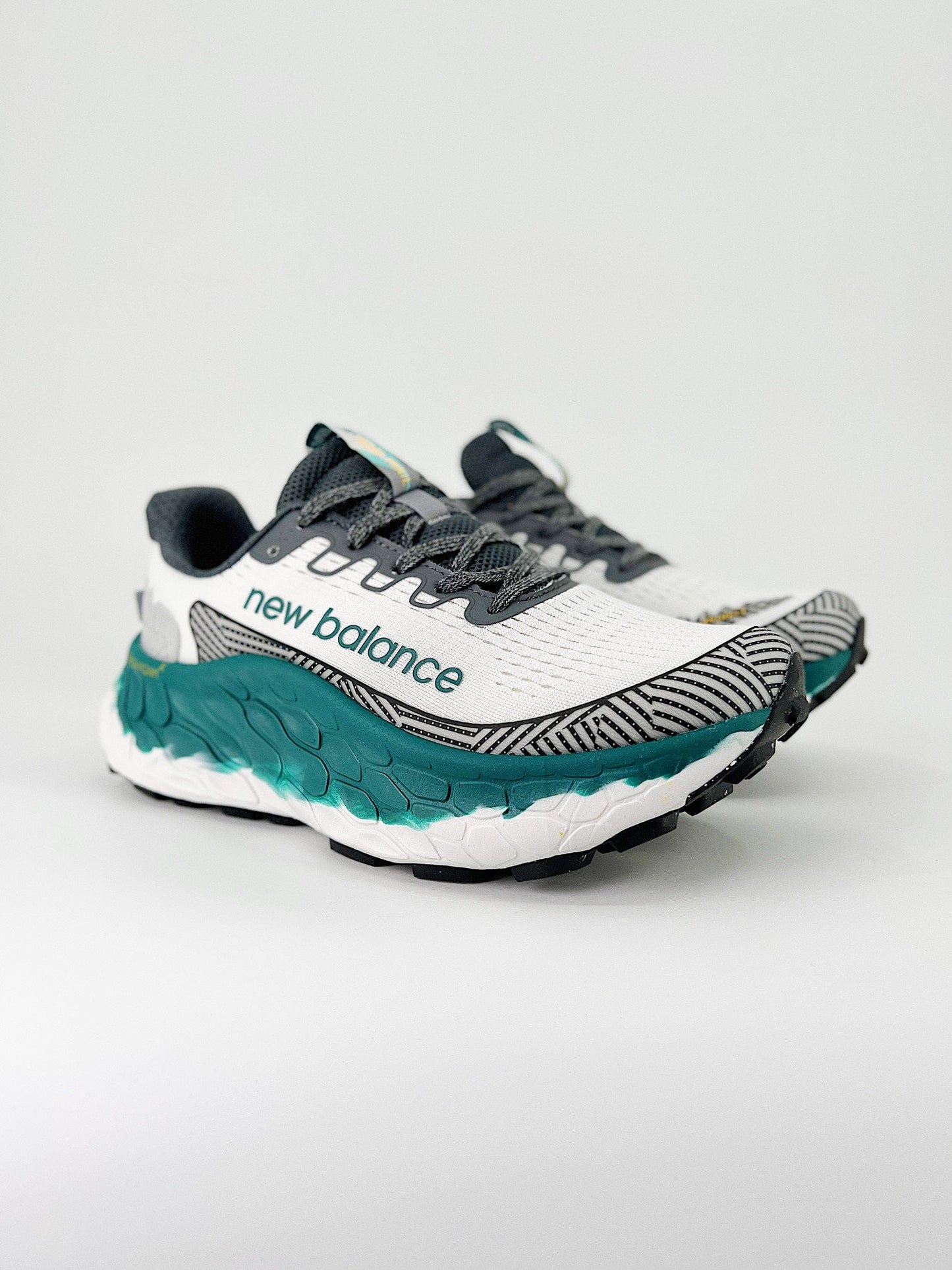 Tênis New Balance Fresh Foam X Trail More V3