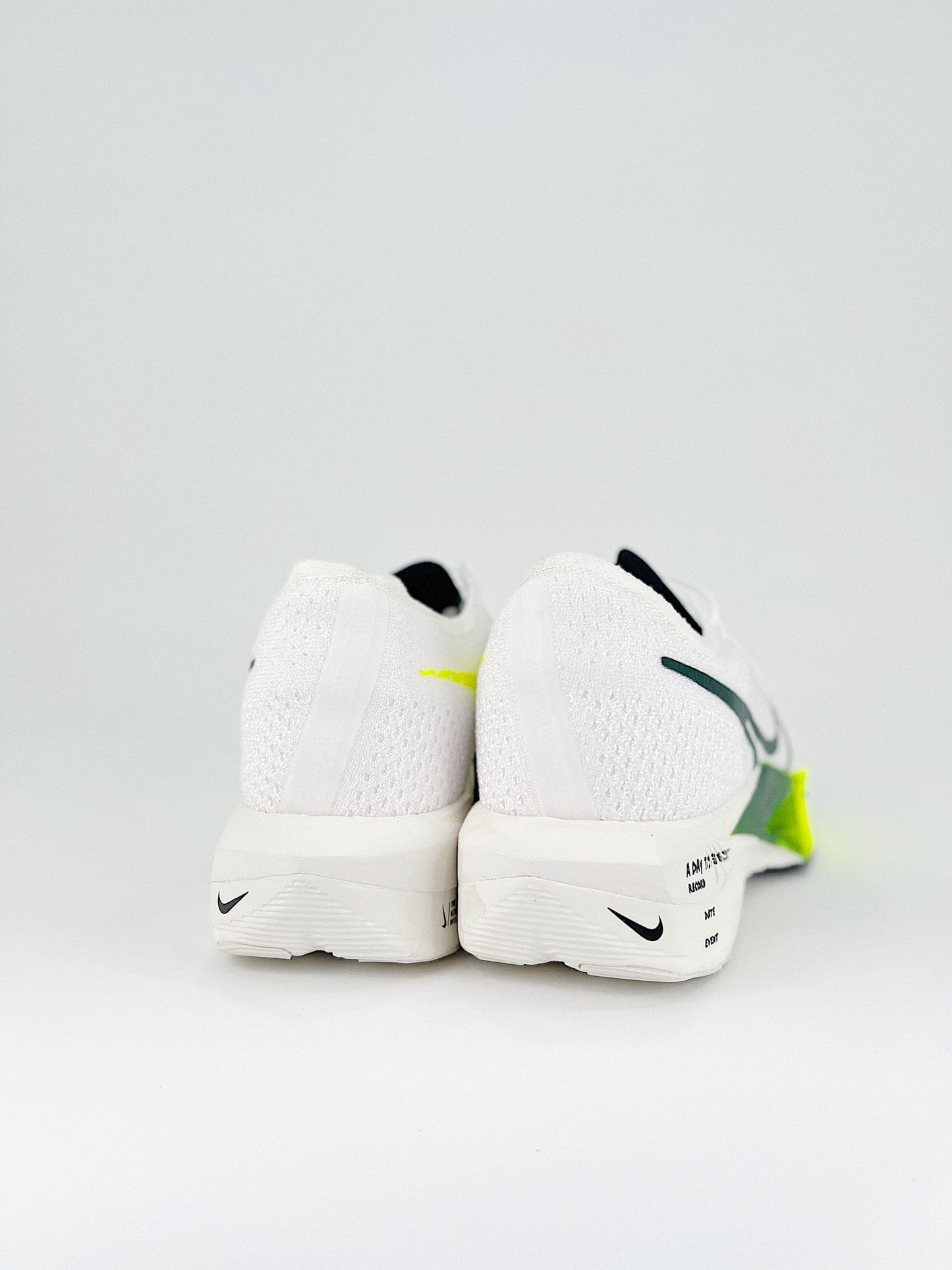 Tênis Nike Air Zoom X Vaporfly 3