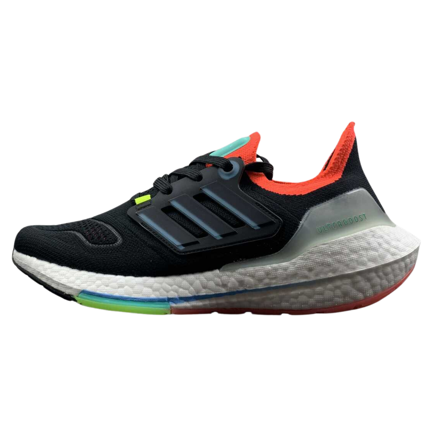 Tênis Adidas UltraBoost 22