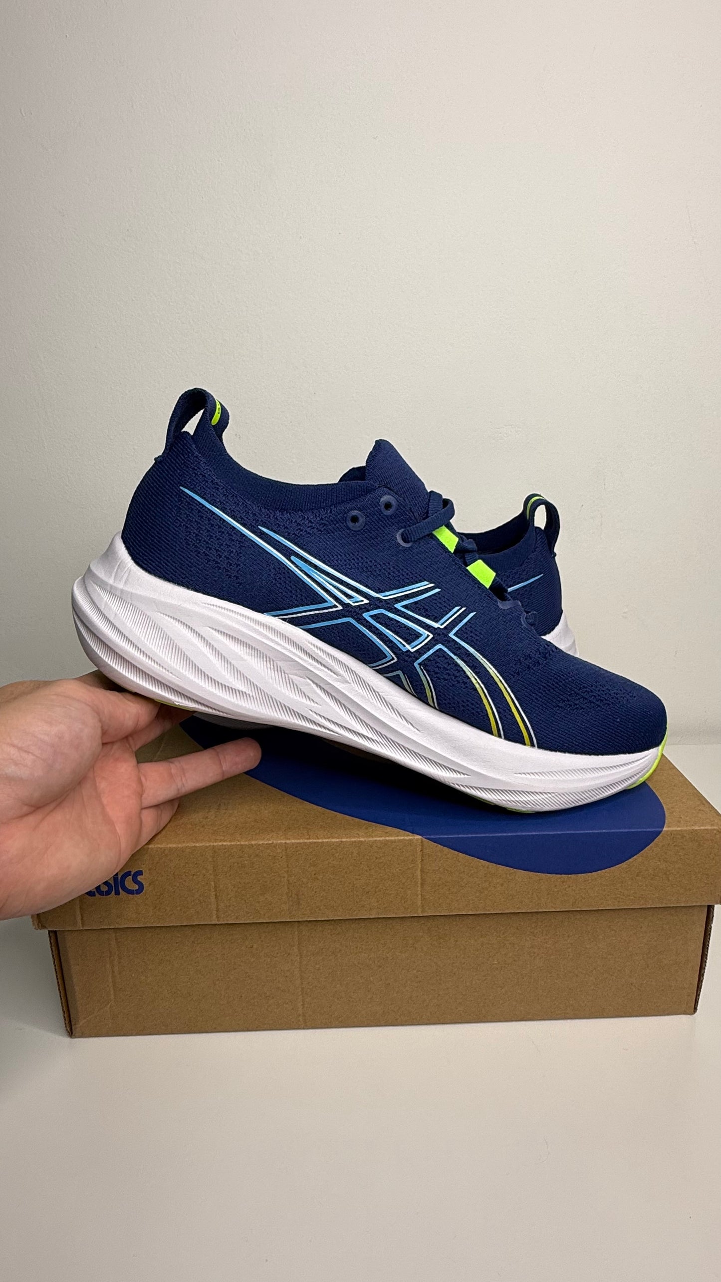 Tênis Asics Nimbus 26 - PRONTA ENTREGA