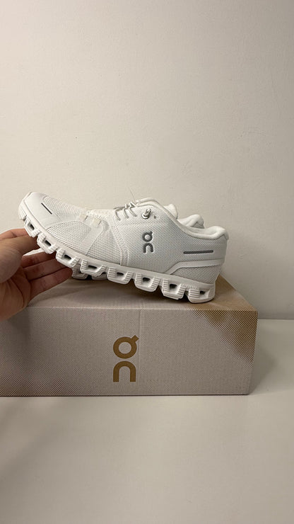 Tênis On Running Cloud 5 - PRONTA ENTREGA