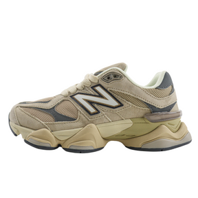 New Balance 9060 Driftwood Castlerock