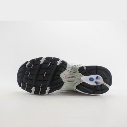 New Balance 530 White Mid Century Pink