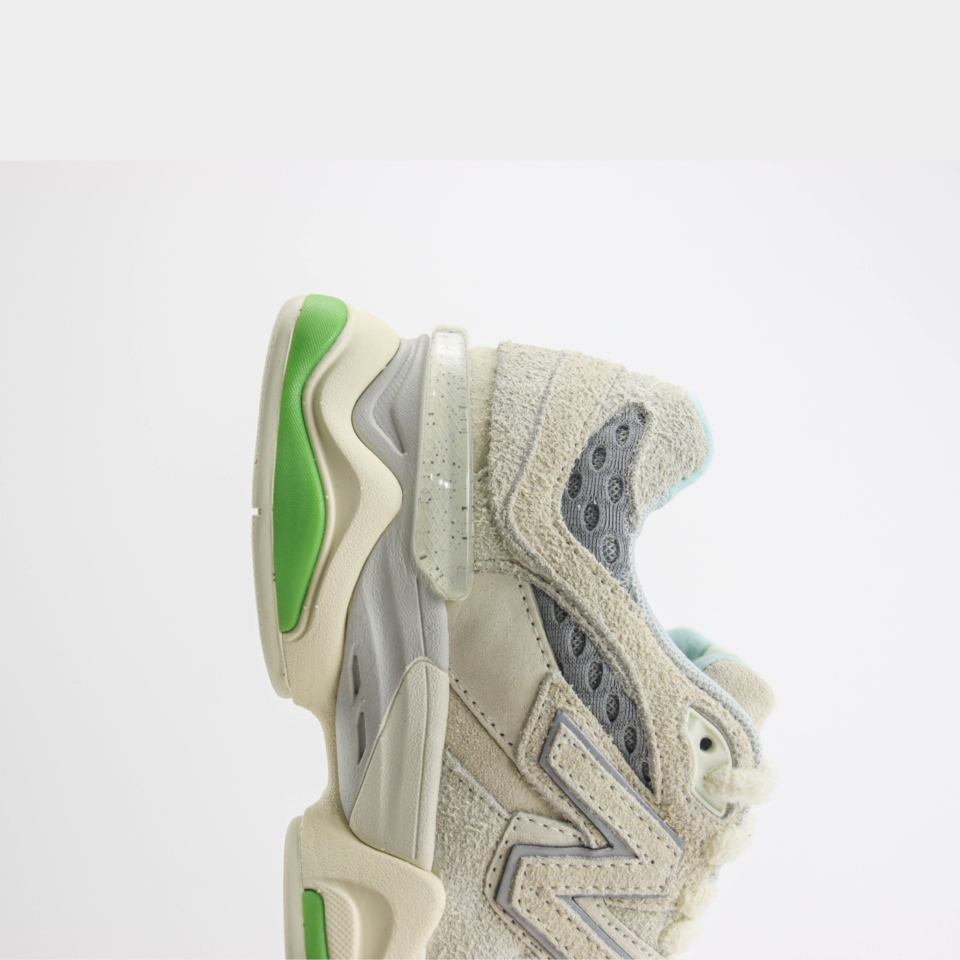 Bricks & Wood x New Balance 9060