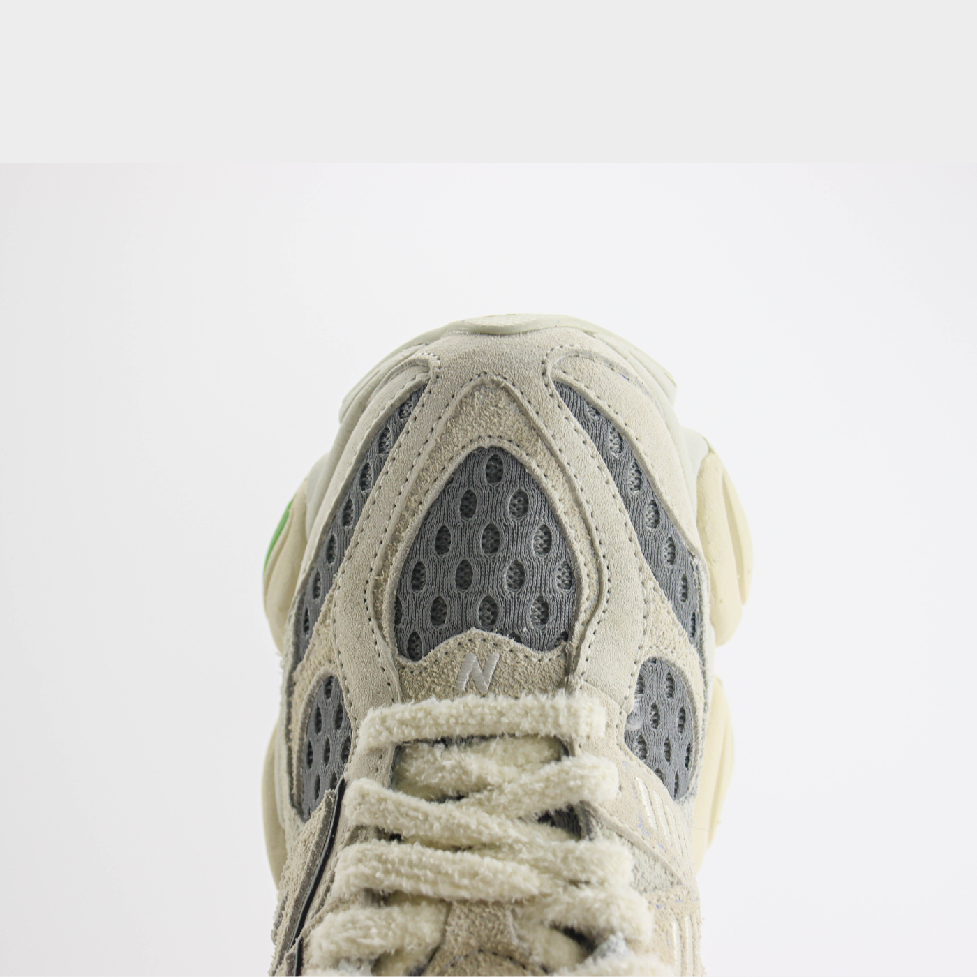 Bricks & Wood x New Balance 9060