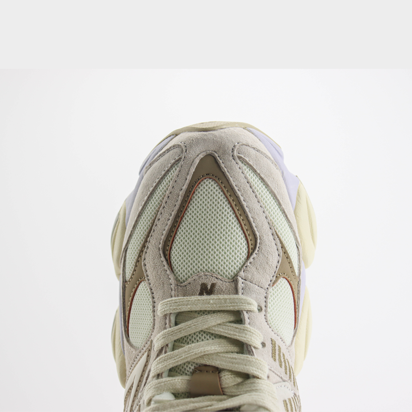 New Balance 9060 Mushroom Brown