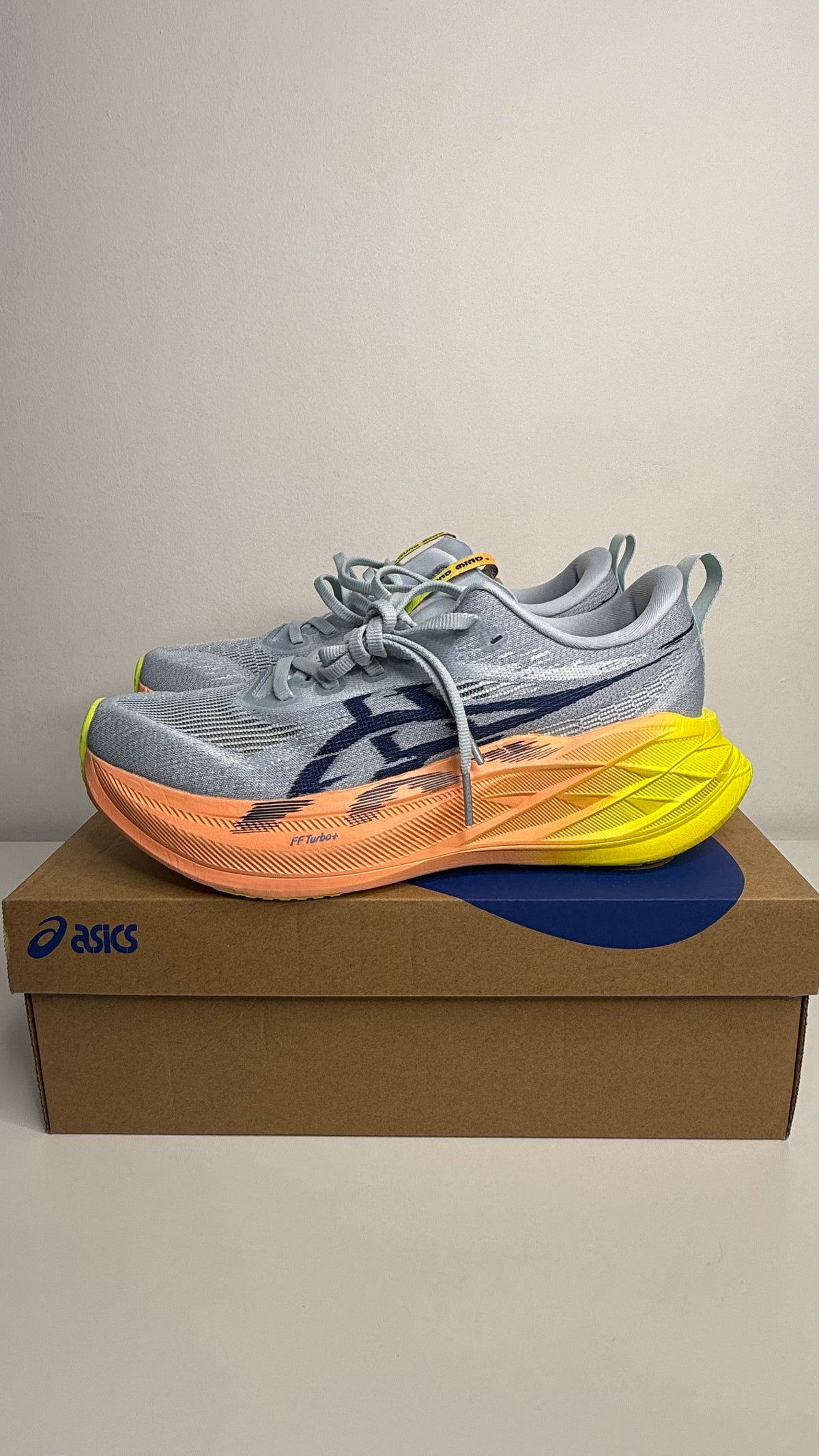 Tênis Asics Superblast 2 - PRONTA ENTREGA