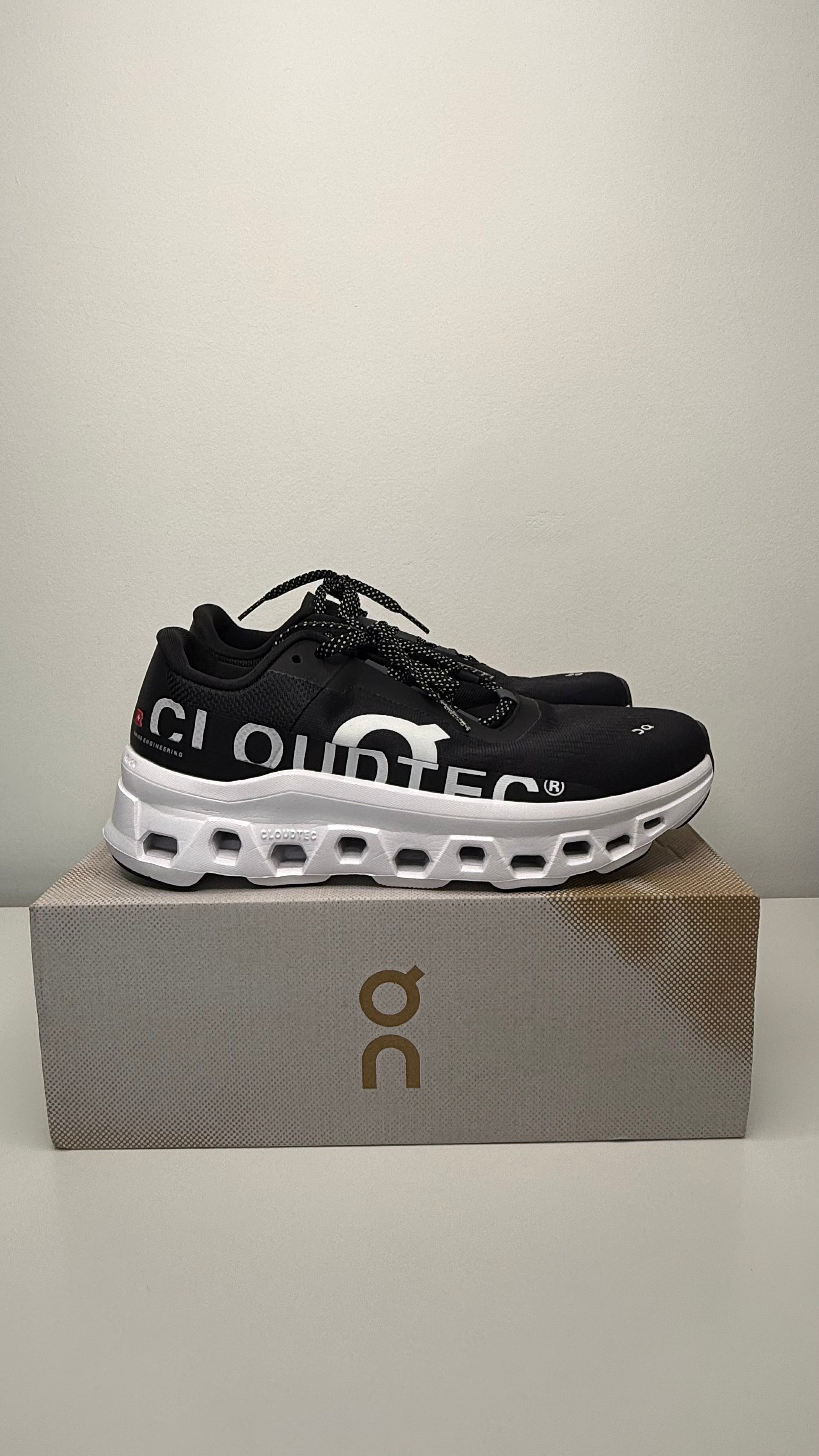 On Running Cloudmonster Black - PRONTA ENTREGA