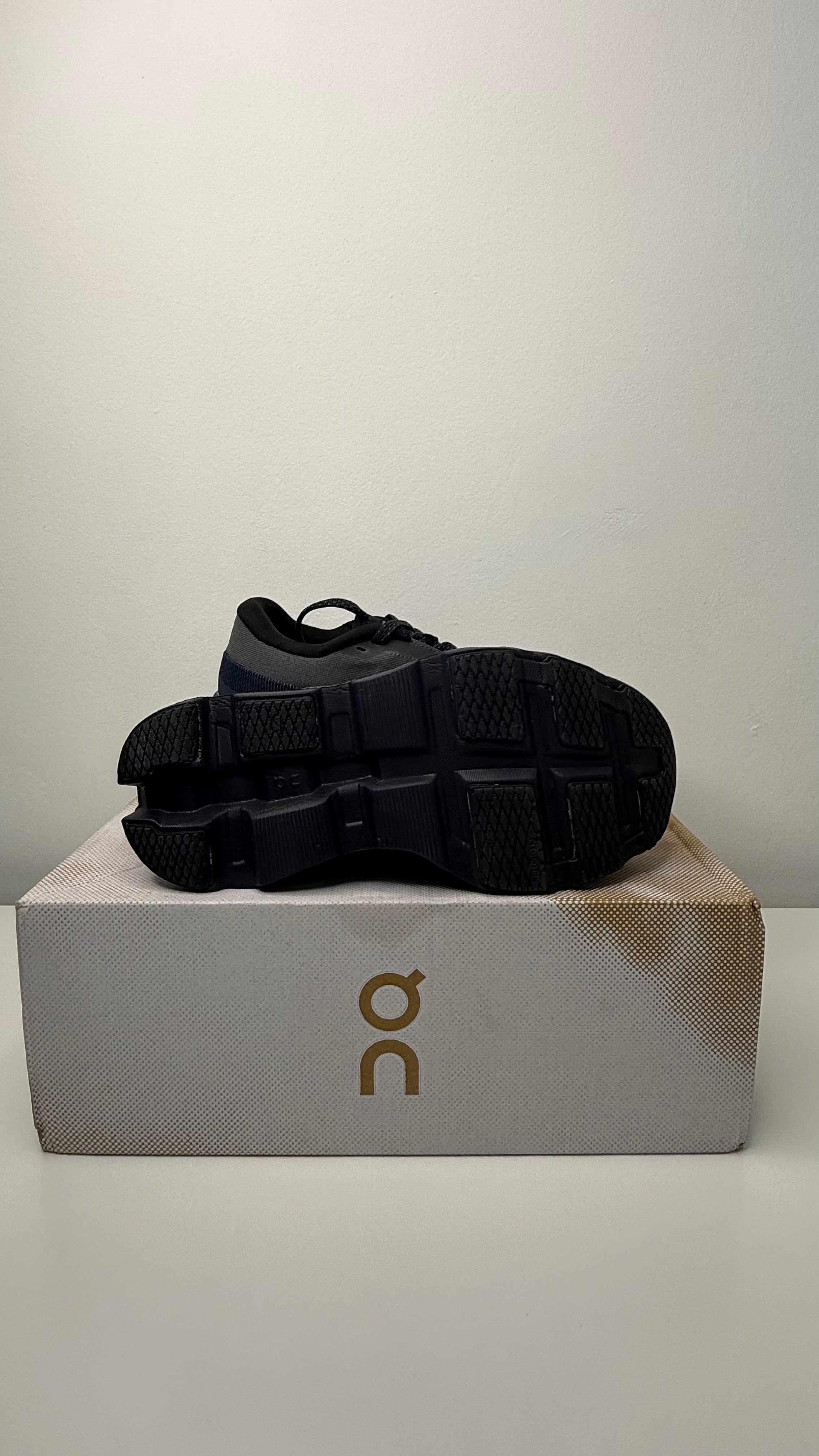 Tênis On Running Cloudmonster 2 - PRONTA ENTREGA