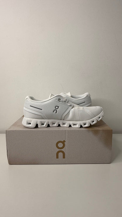Tênis On Running Cloud 5 - PRONTA ENTREGA