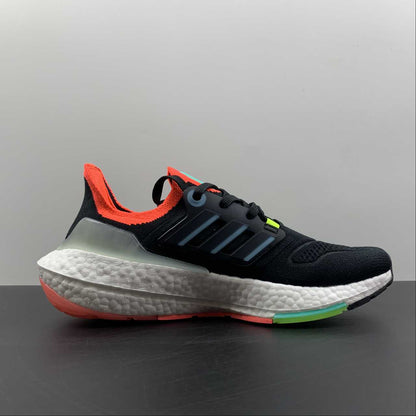 Tênis Adidas UltraBoost 22